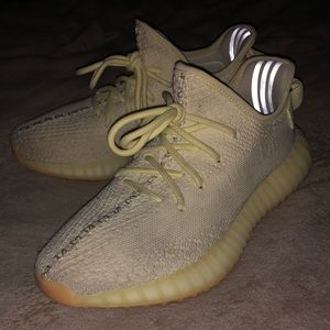 Yeezy boost 350 butters
